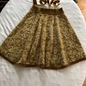 Lovely gold and cream ANTHROPOLOGIE knit s…